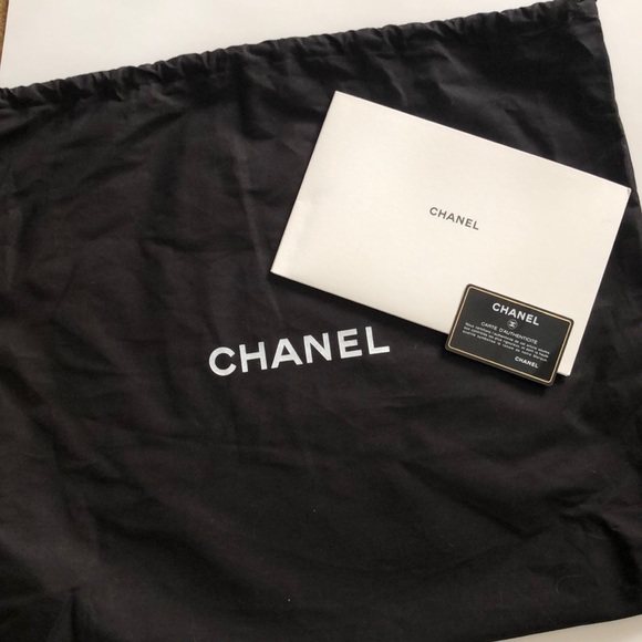 CHANEL Caviar Tote with Exotic Handles - Picture 10 of 16